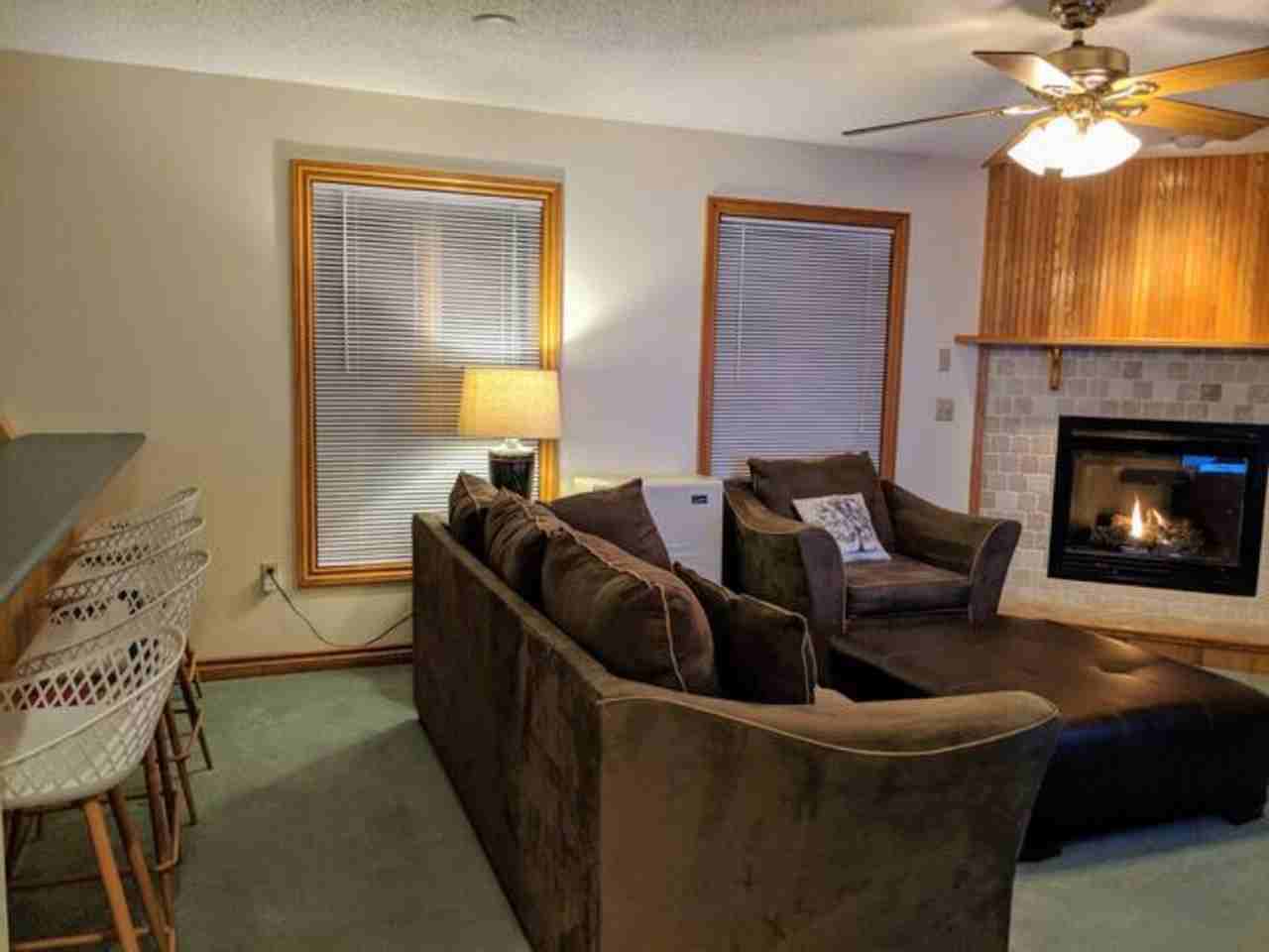 140 Paquette Cir #1511365P - Photo 2 of 36