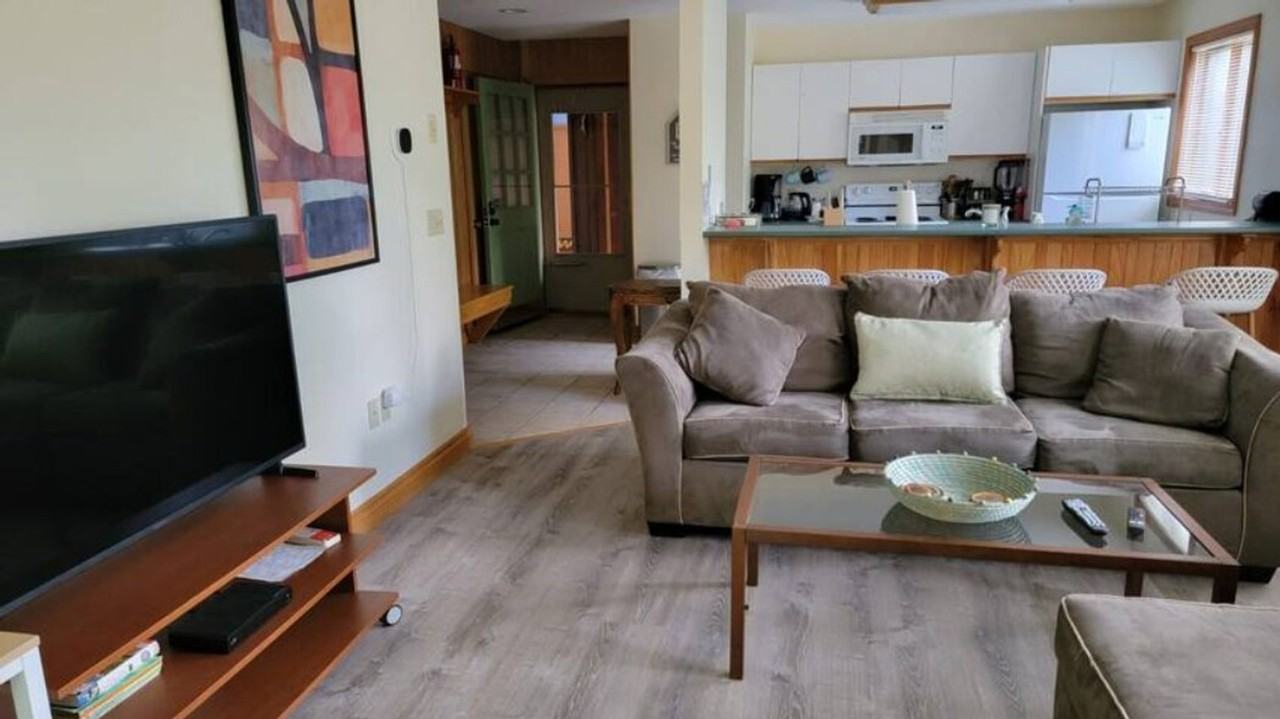 140 Paquette Cir #1511365P - Photo 3 of 36