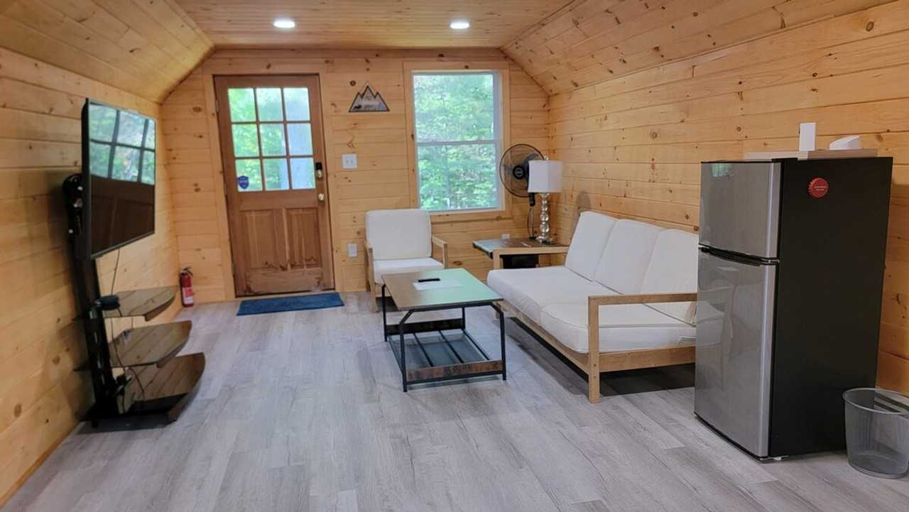 140 Paquette Cir #1511365P - Photo 6 of 36