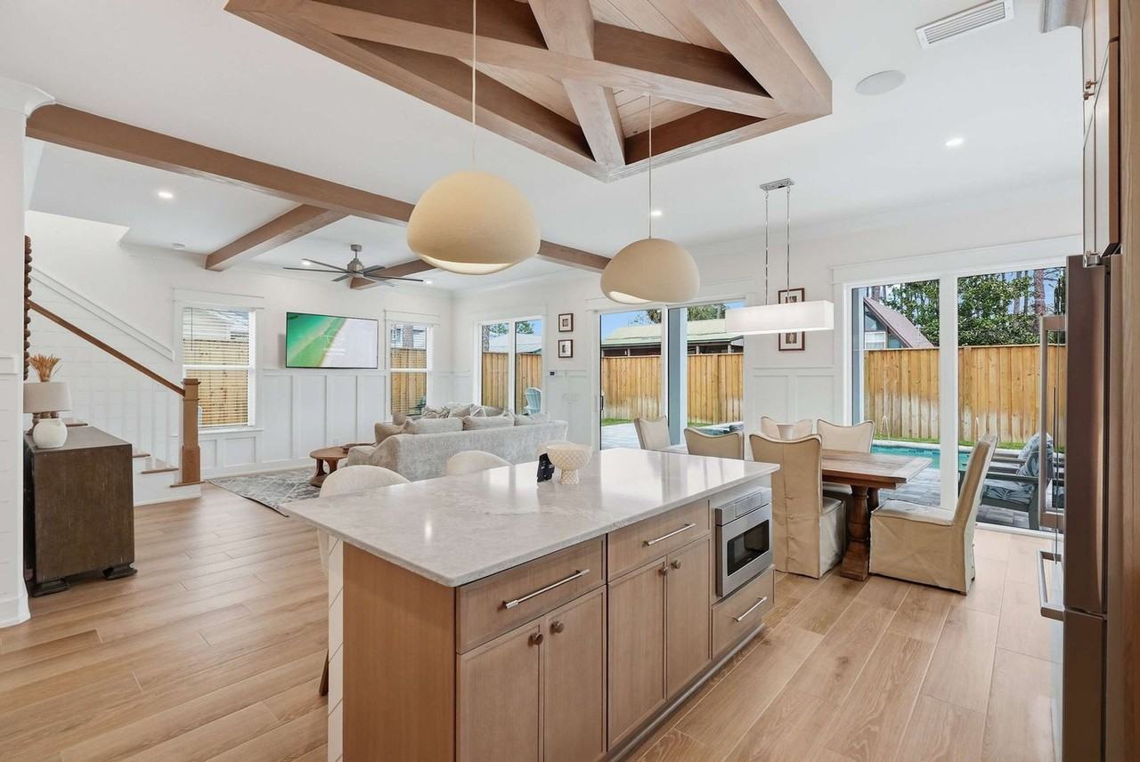 304 Palm Beach Dr #1511645P - Photo 7 of 50