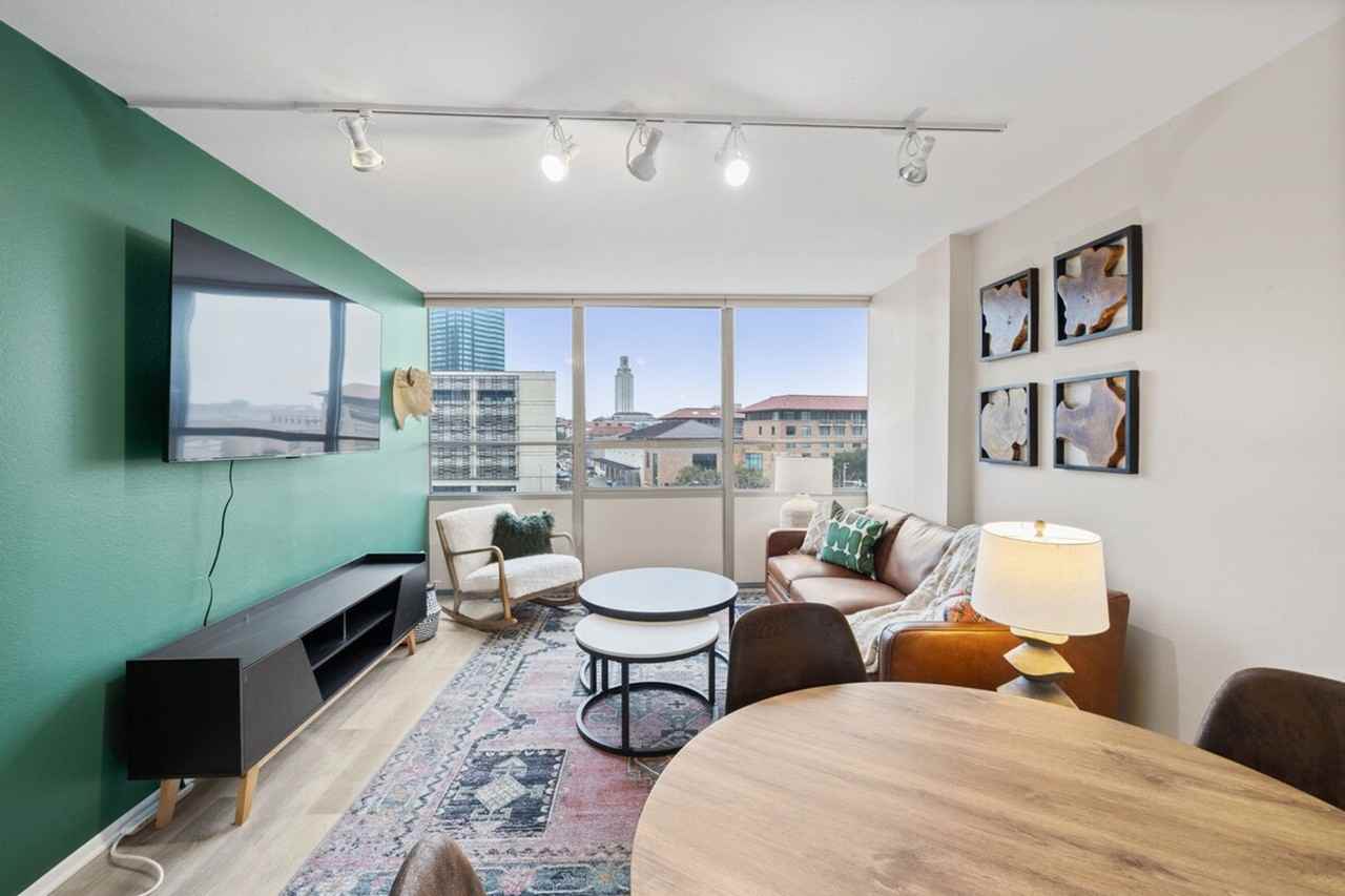 1800 Lavaca St #1511908P - Photo 3 of 33