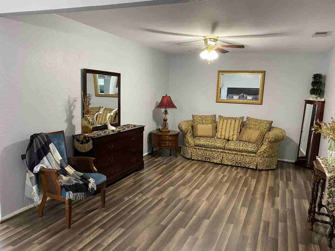 5013 Wingfoot Ln #1513134P - Photo 4 of 18