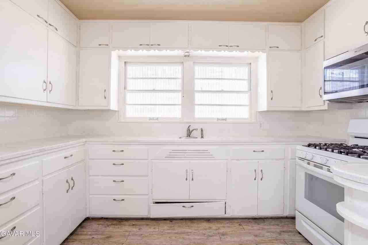 44632 Fern Ave #1 - Photo 3 of 14