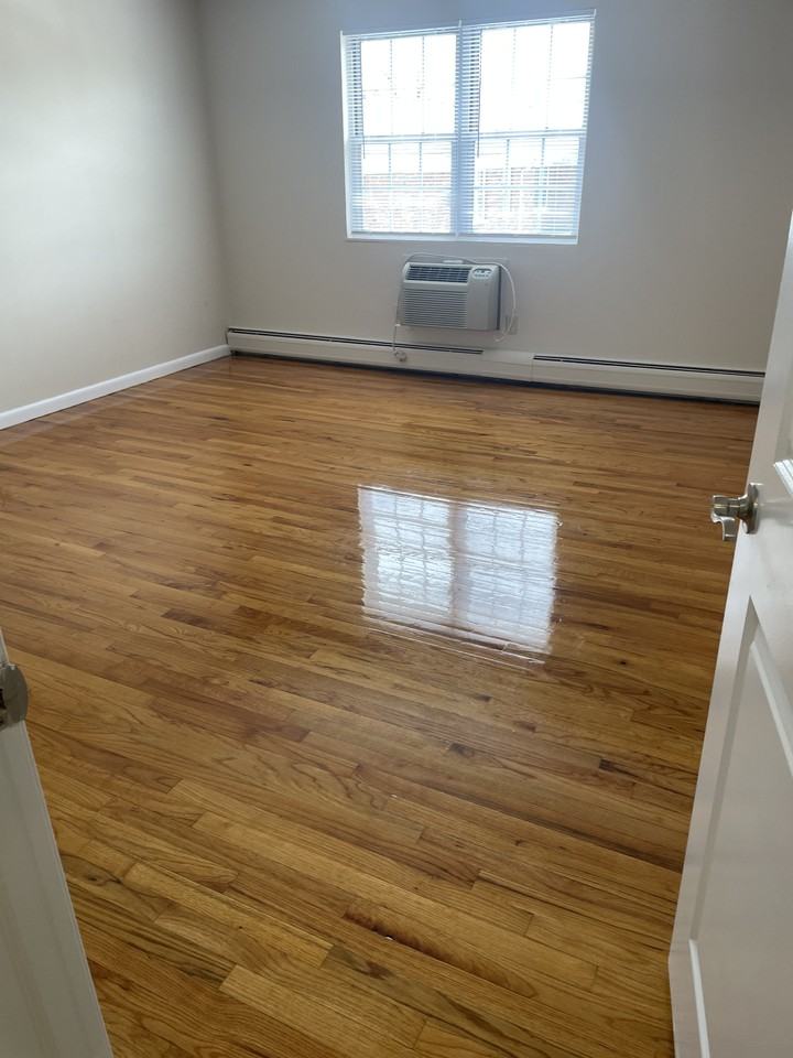 Pompton Hills - Photo 3 of 11