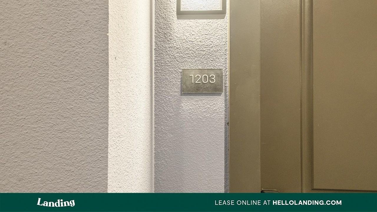 18210 Park Row Dr - Photo 2 of 50