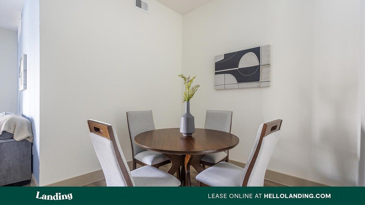18210 Park Row Dr - Photo 3 of 50