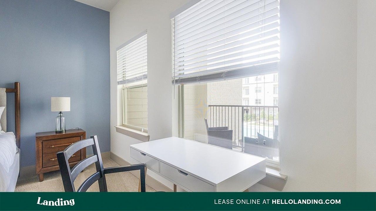 18210 Park Row Dr - Photo 4 of 50