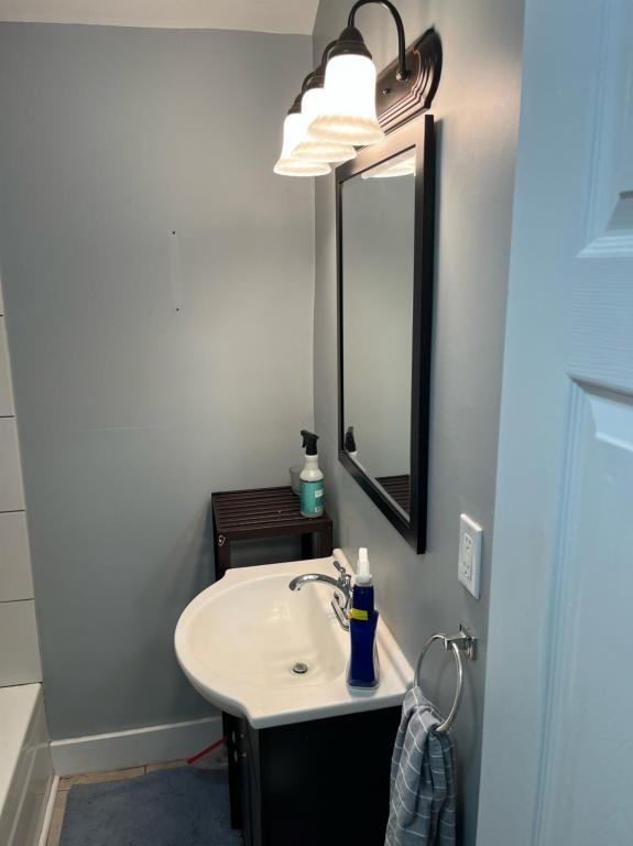 128 Teece Ave - Photo 3 of 11