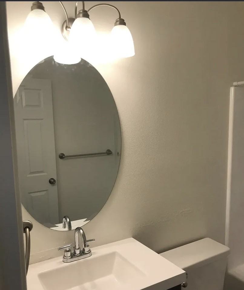 Grismer Ave & N San Fernando Blvd #C - Photo 4 of 15