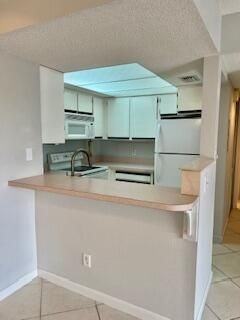 969 Sonesta Ave Ne #208 - Photo 3 of 10