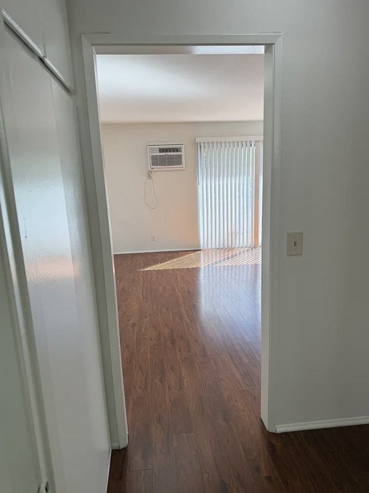 Van Nuys Blvd & Vose St #C - Photo 4 of 15