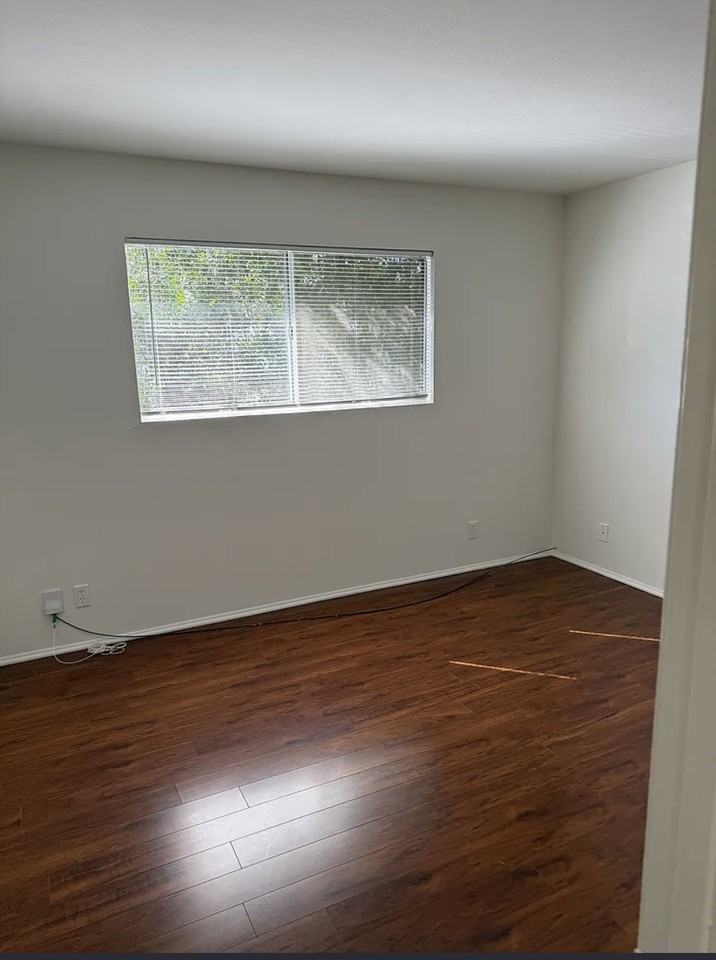 Van Nuys Blvd & Vose St #C - Photo 7 of 15