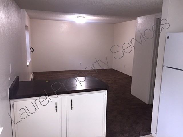 709 20th St - Photo 5 of 8