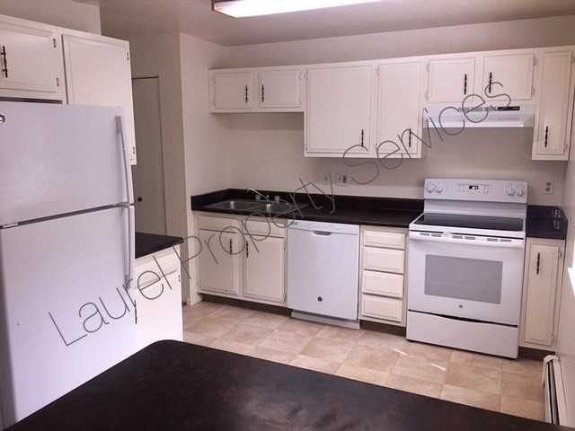 709 20th St - Photo 6 of 8