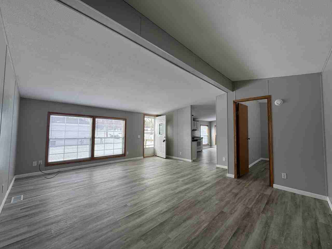 4237 Daffodil Cir #413 - Photo 6 of 25