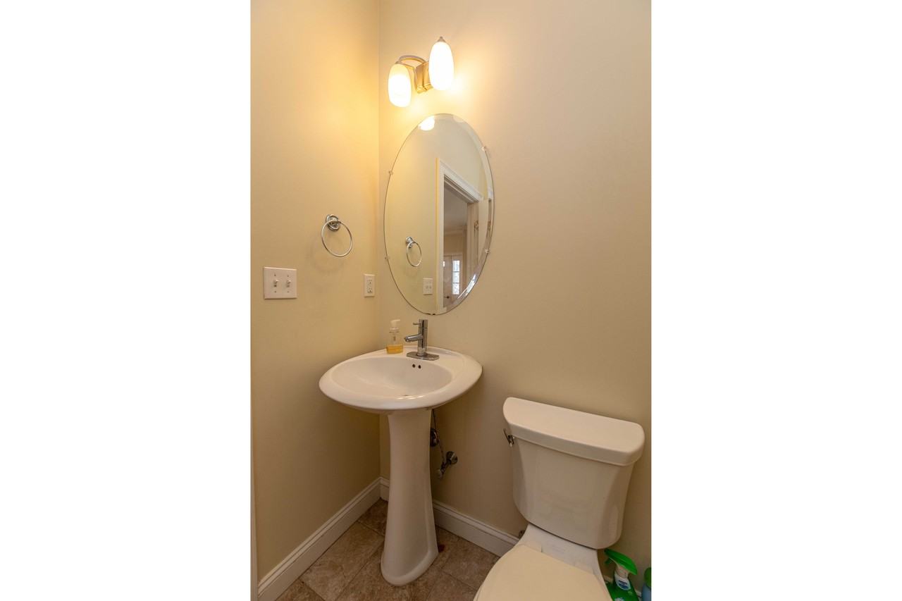 8 Summer Hill Circle - Photo 7 of 43