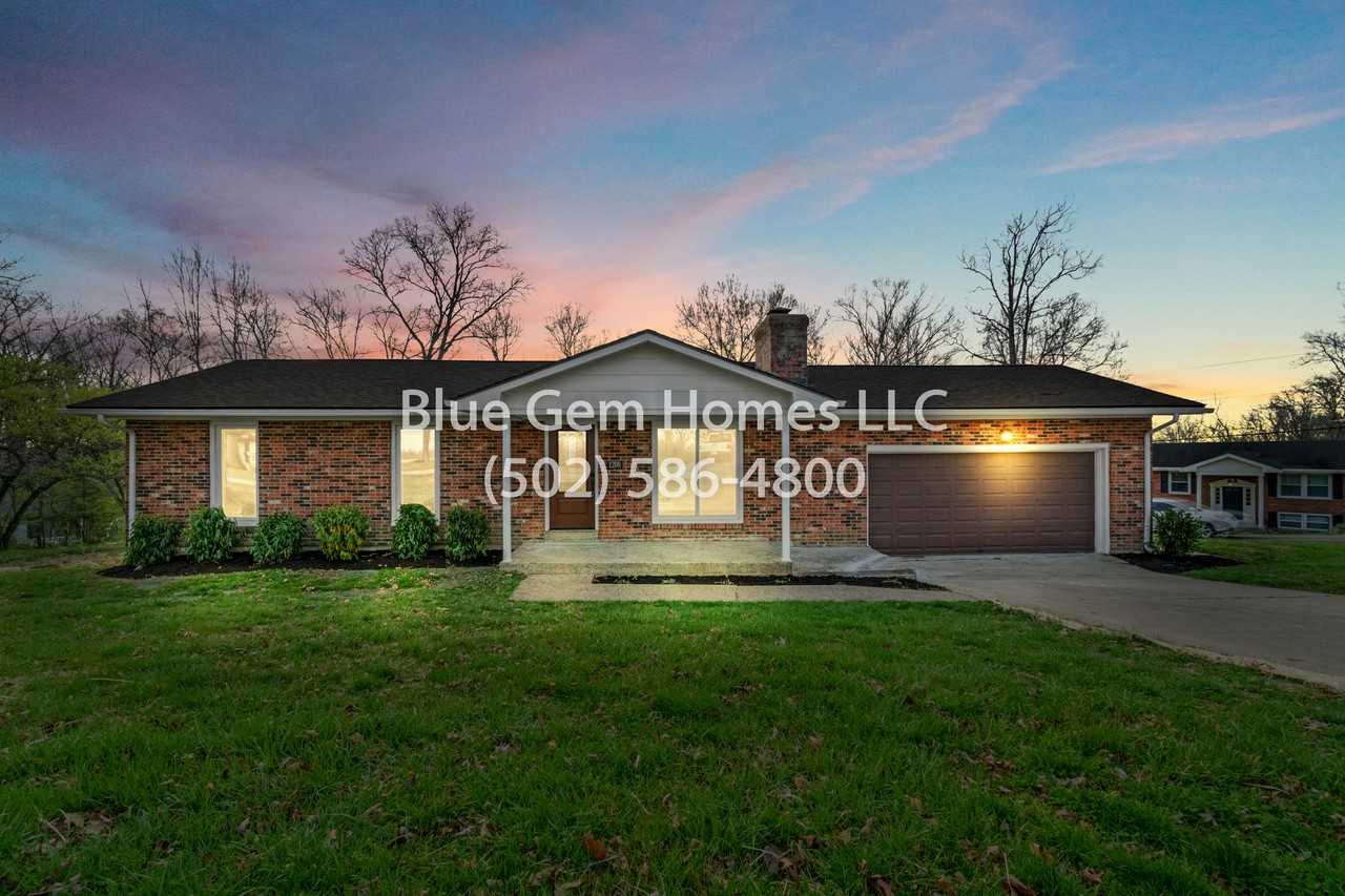 1208 Lakewood Dr - Photo 5 of 49