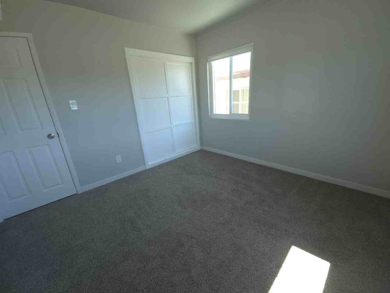 1909 Poplar Ave - Photo 4 of 24