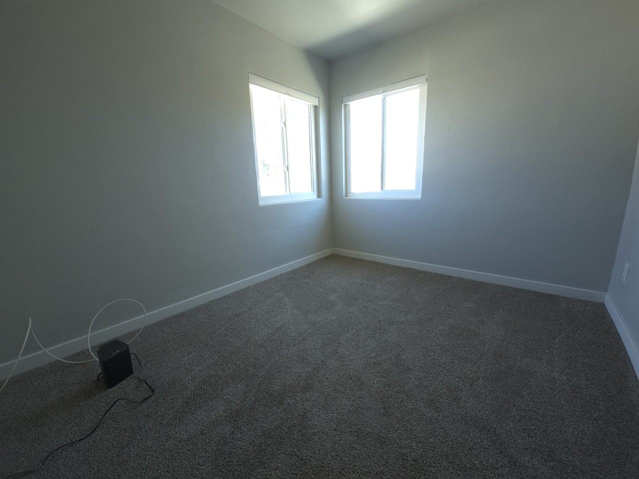 1909 Poplar Ave - Photo 6 of 24