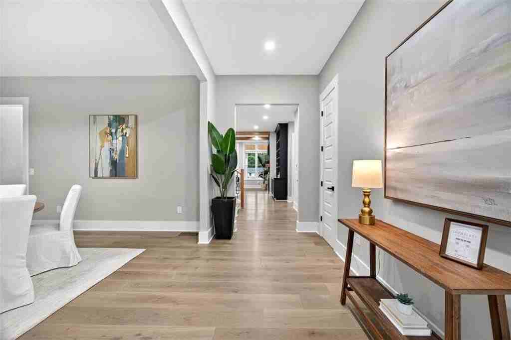 6651 Malvin Dr - Photo 4 of 49