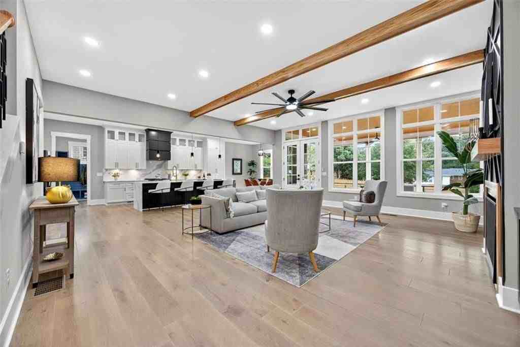 6651 Malvin Dr - Photo 6 of 49