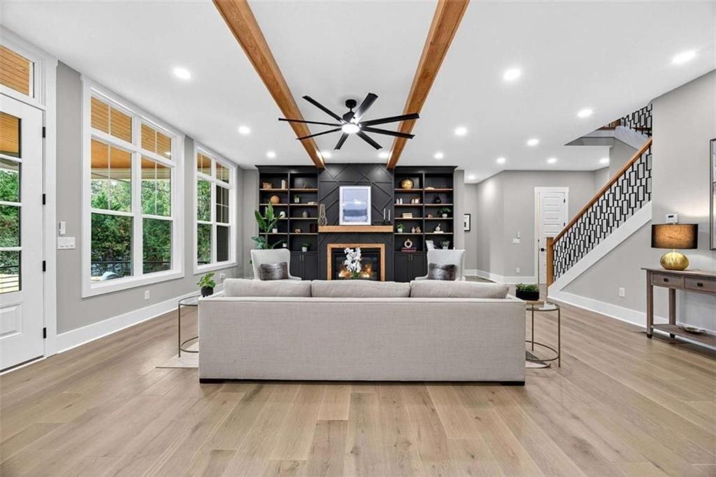 6651 Malvin Dr - Photo 7 of 49