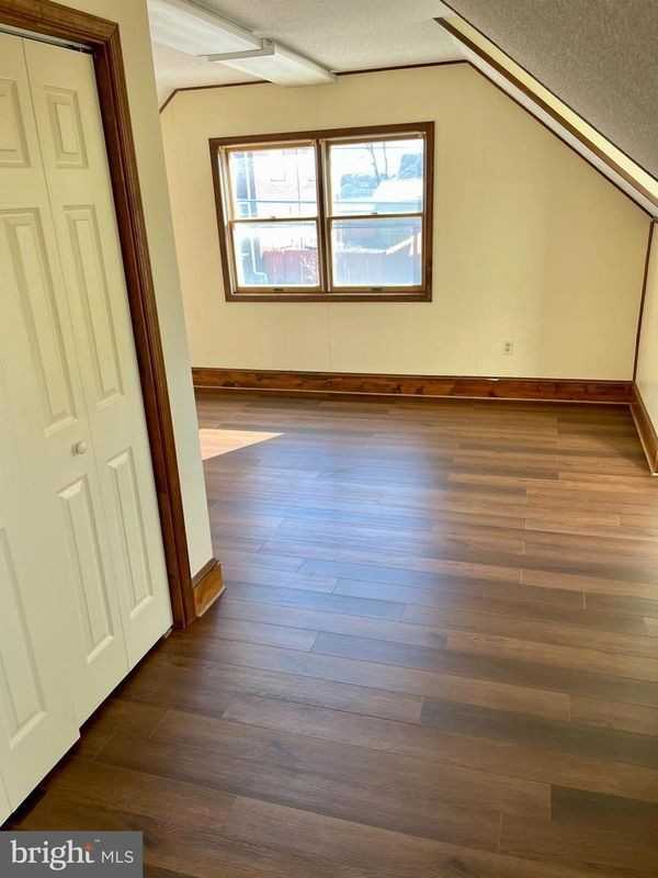 519 Winchester Ave ##2 - Photo 6 of 14