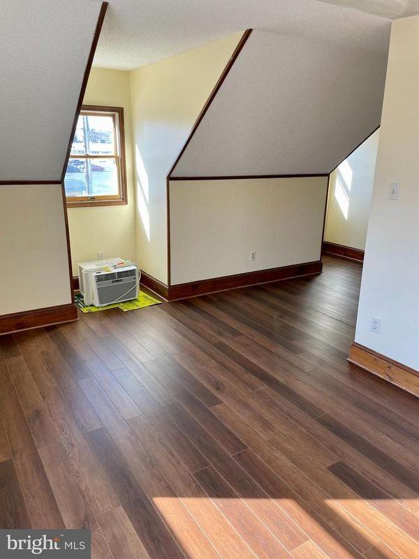 519 Winchester Ave ##2 - Photo 7 of 14