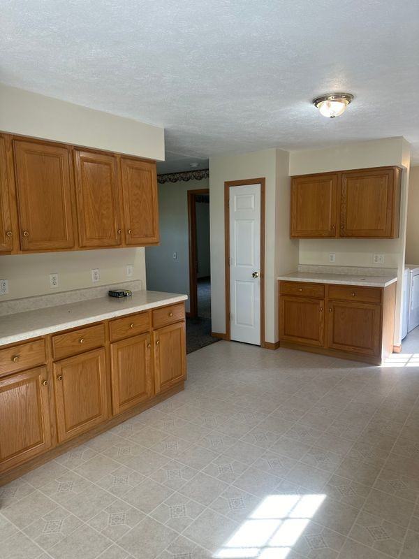 2156 Hollow Rd - Photo 4 of 16