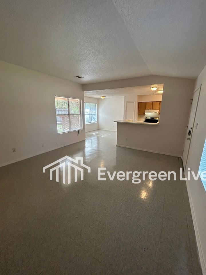 45 Arva Ct - Photo 3 of 23