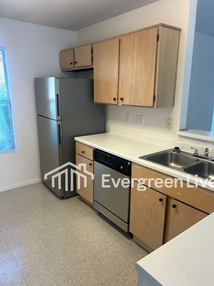 45 Arva Ct - Photo 7 of 23