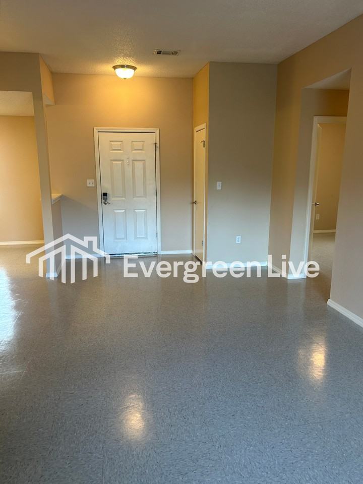 35 Arva Ct - Photo 3 of 25