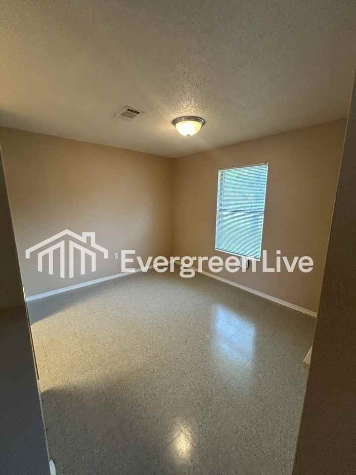 35 Arva Ct - Photo 5 of 25