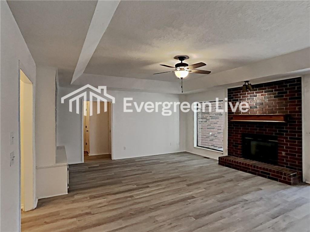 305 N Grand Fork Dr - Photo 3 of 6