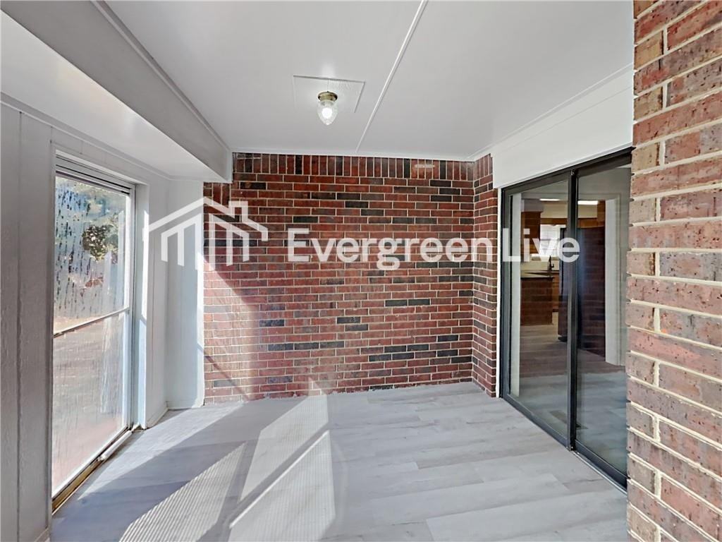 305 N Grand Fork Dr - Photo 5 of 6