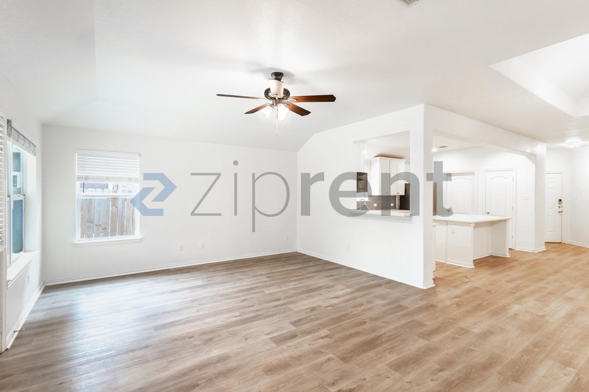 232 Strawberry Blonde Dr - Photo 2 of 29