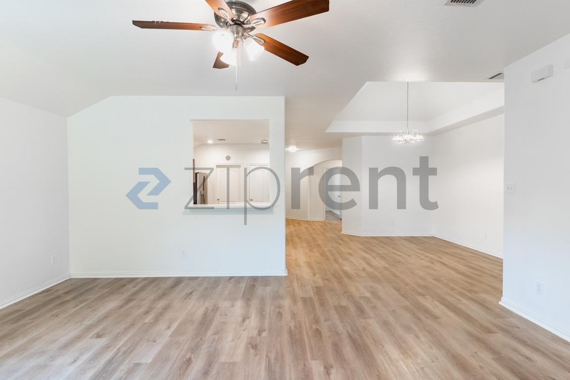 232 Strawberry Blonde Dr - Photo 5 of 29