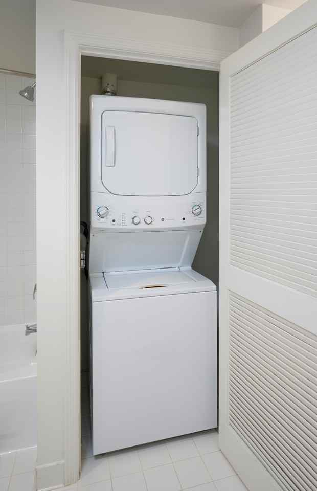 Meridian at Eisenhower - Photo 2 of 50