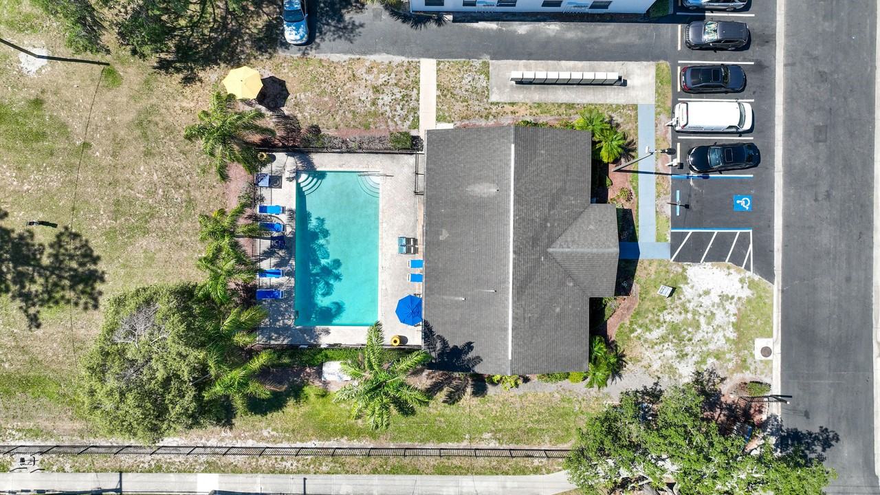 Vista Palms - Photo 3 of 35