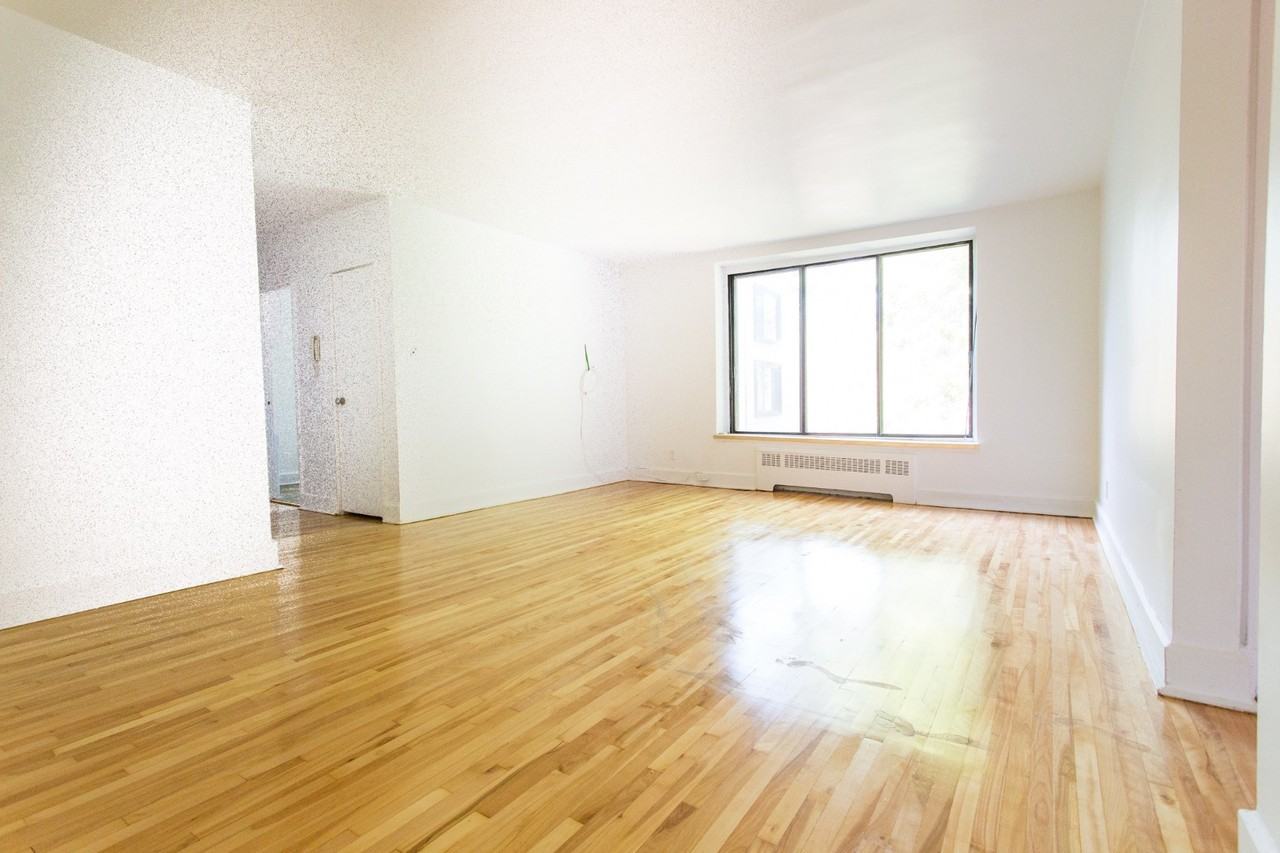 6001 Ch De La Côte-Saint-Luc — photo 2