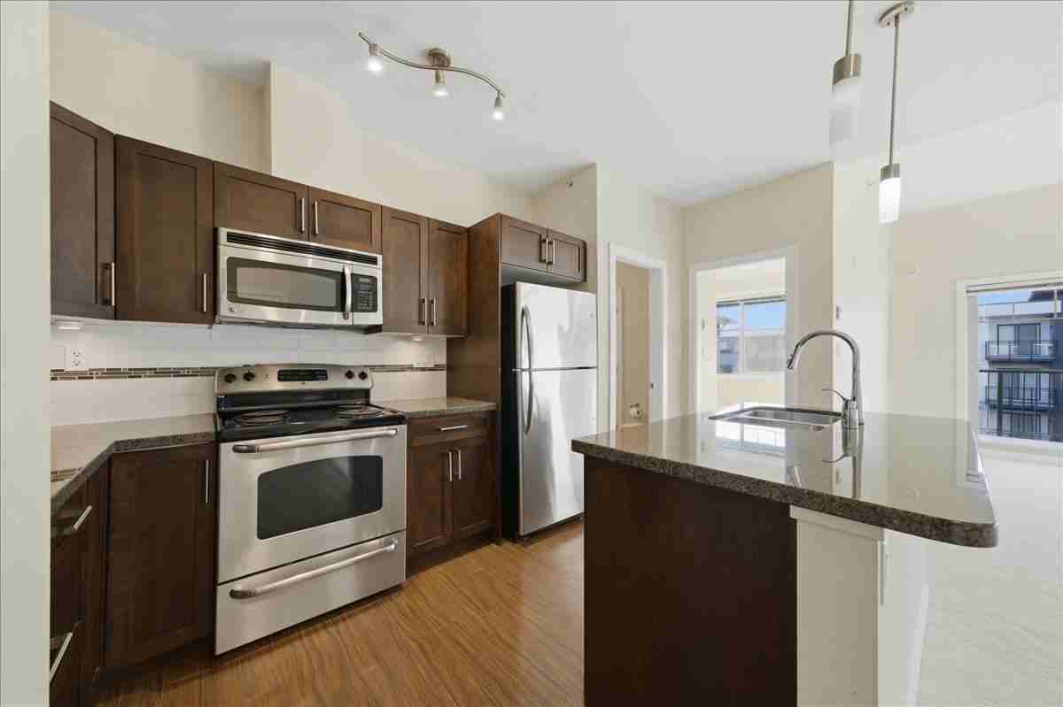 33898 Pine Street #411 - Photo 3 of 33