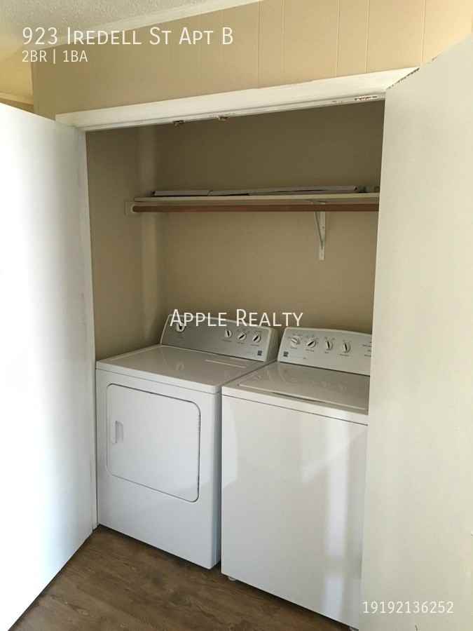923 Iredell St Apt B #b - Photo 7 of 10