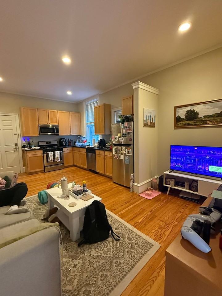 1602 Spruce Street 1602 - Photo 7 of 38