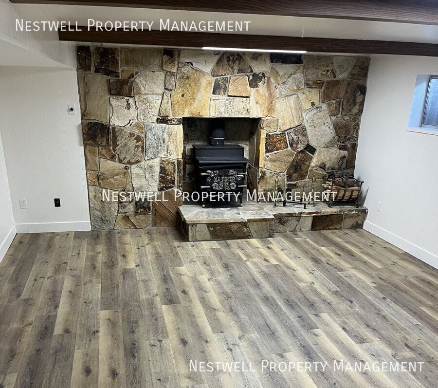 893 W 1500 N - Photo 5 of 34