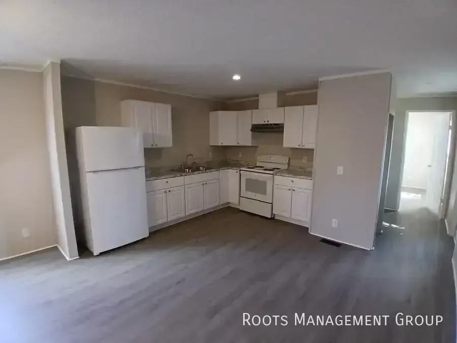 50 Carriage Lane Est #50 - Photo 3 of 13