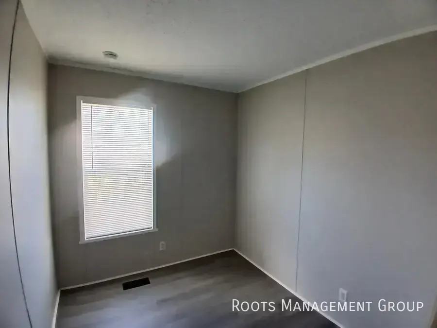 50 Carriage Lane Est #50 - Photo 5 of 13