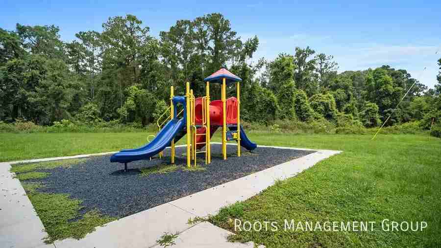 300 Brantley Dr #43 - Photo 7 of 12