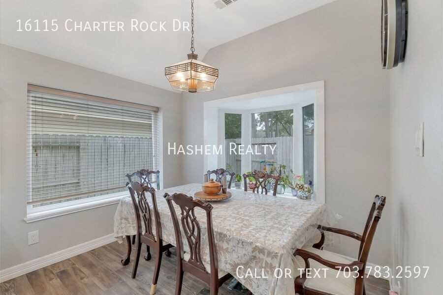 16115 Charter Rock Dr - Photo 5 of 15