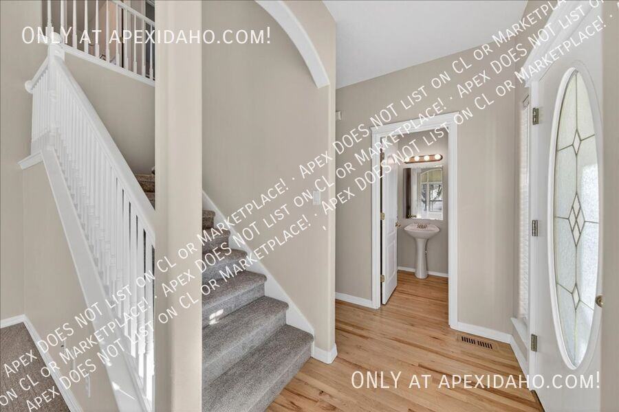 2554 E Green Canyon Dr - Photo 2 of 50