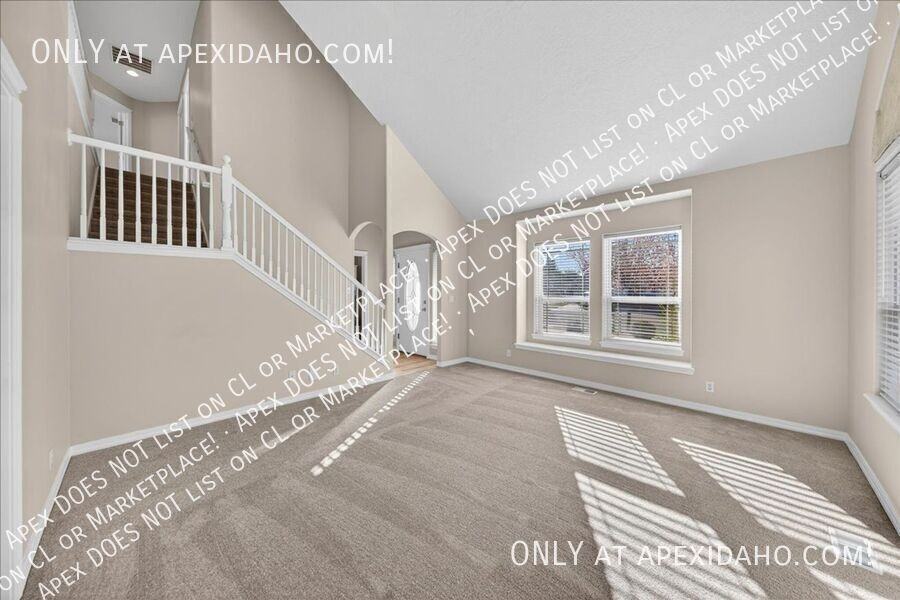 2554 E Green Canyon Dr - Photo 7 of 50